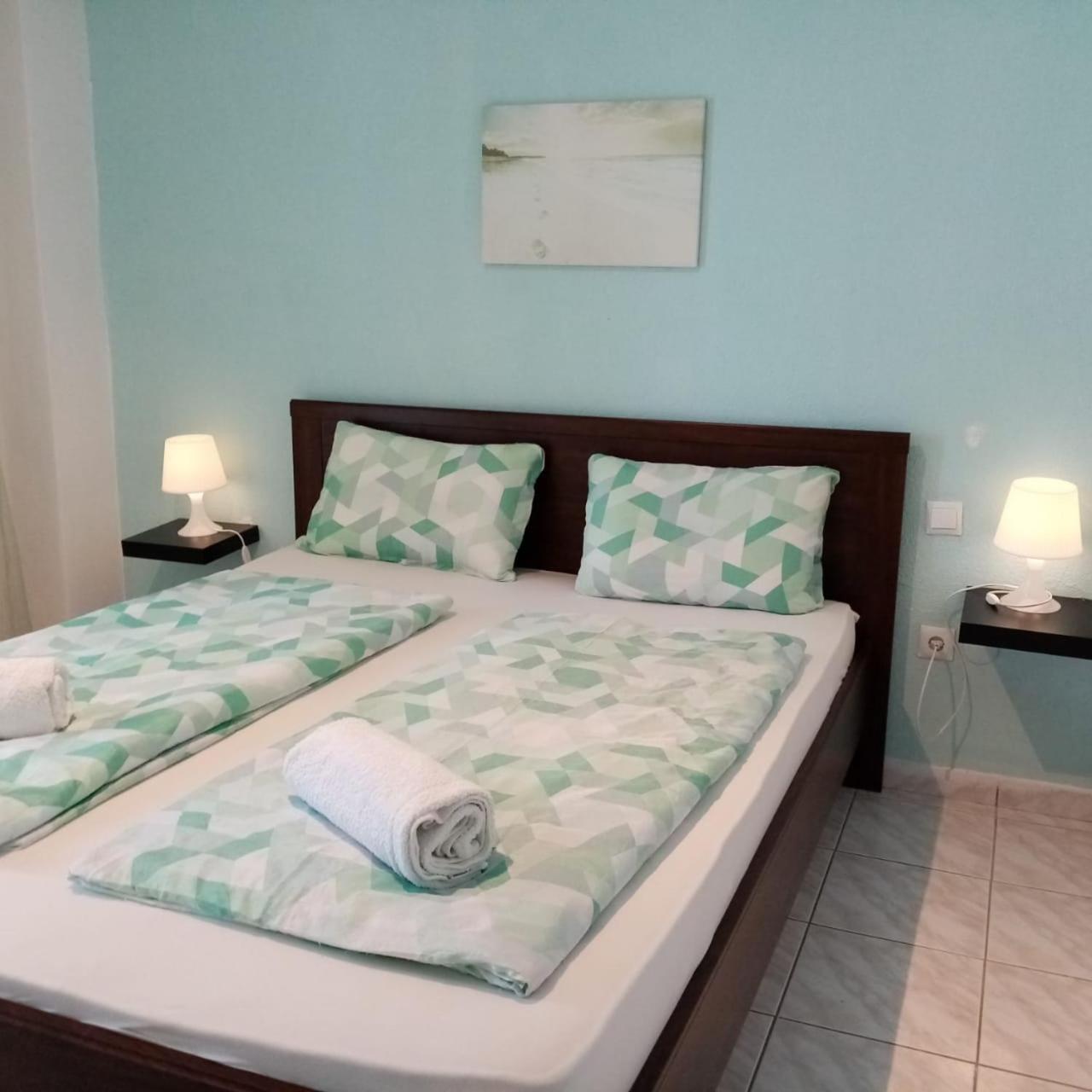 Apartment By The Beach With Amazing Sea View Peraía Exteriör bild